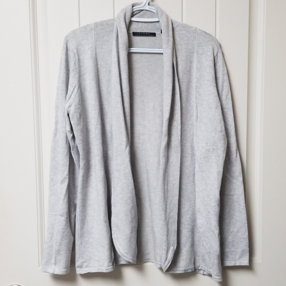 Cyrus  cardigan